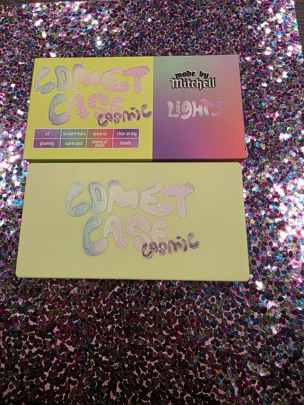 Made by Mitchell Comet Case Cosmic Lights Highlighter Palette